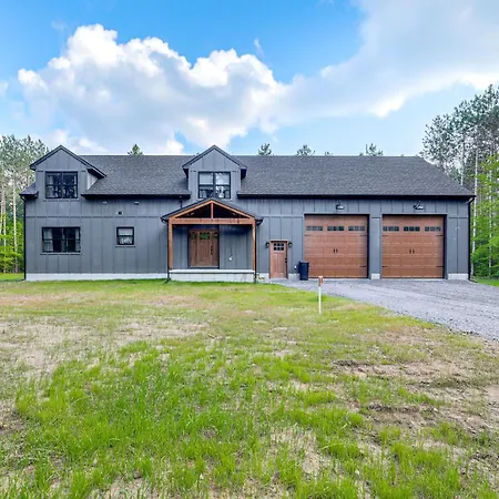 Brantingham Home Atv And Snowmobile Trails On-Site!